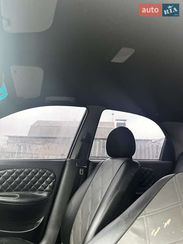 Седан Daewoo Lanos 2008 в Умані