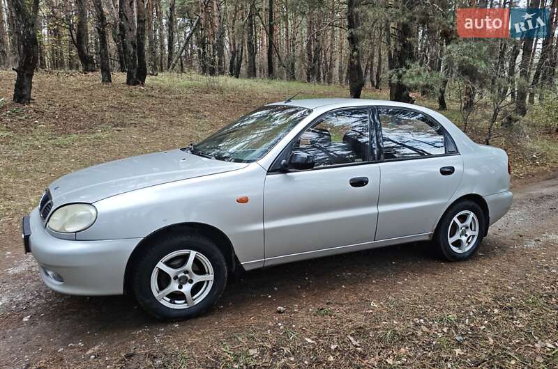 Седан Daewoo Lanos 2003 в Каменском