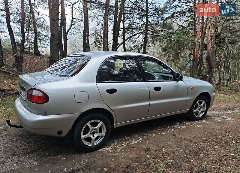 Седан Daewoo Lanos 2003 в Каменском