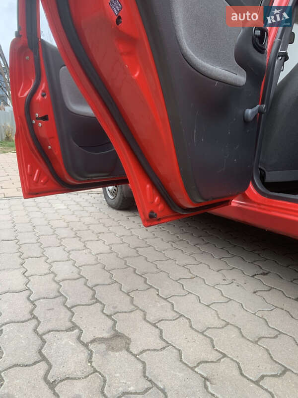 Седан Daewoo Lanos 2008 в Винниках