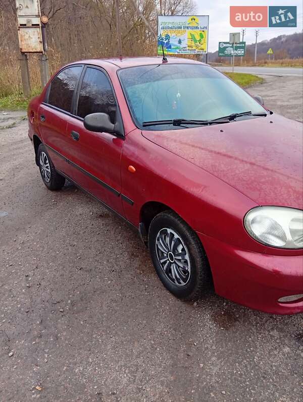 Седан Daewoo Lanos 2003 в Львові