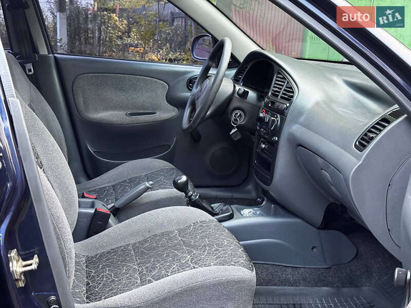 Седан Daewoo Lanos 2006 в Черкасах