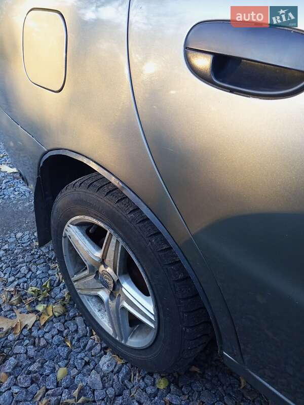 Седан Daewoo Lanos 2005 в Малині