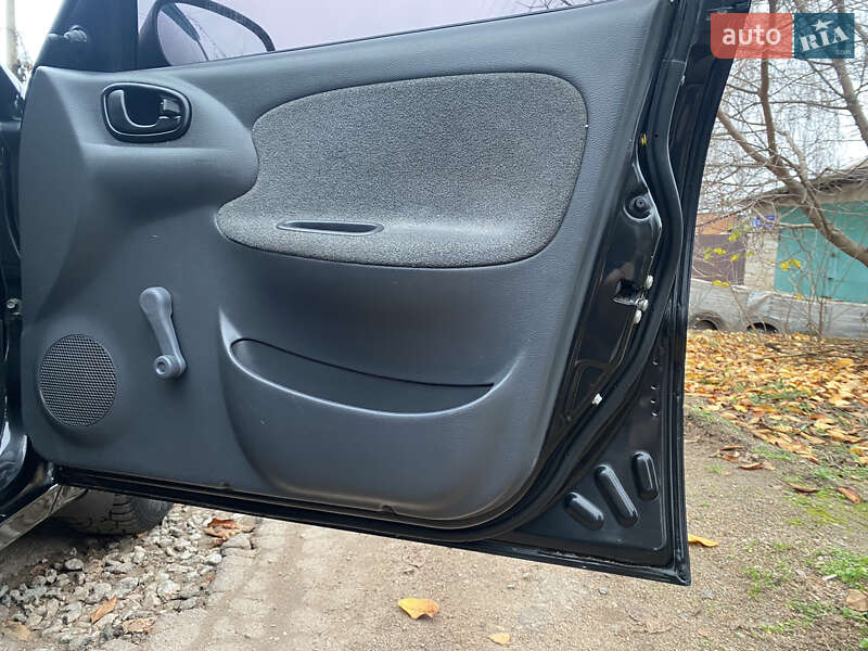 Седан Daewoo Lanos 2008 в Кривому Розі