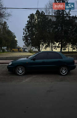 Седан Daewoo Lanos 2002 в Арцизе