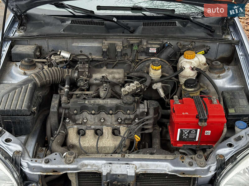 Седан Daewoo Lanos 2010 в Черкасах