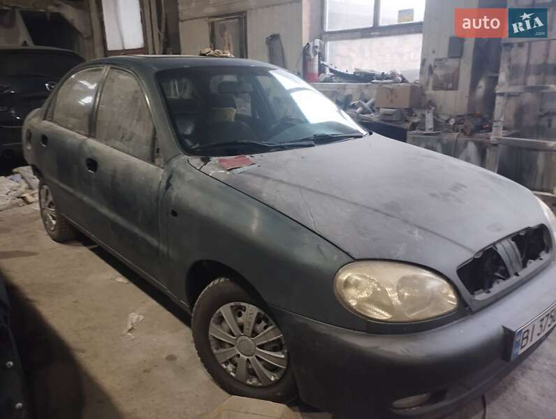Седан Daewoo Lanos 2004 в Полтаві