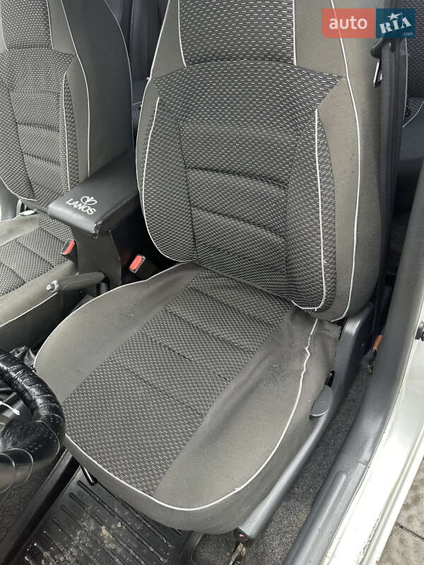 Седан Daewoo Lanos 2004 в Тернополе