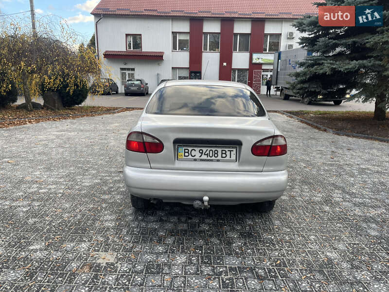 Седан Daewoo Lanos 2008 в Рівному