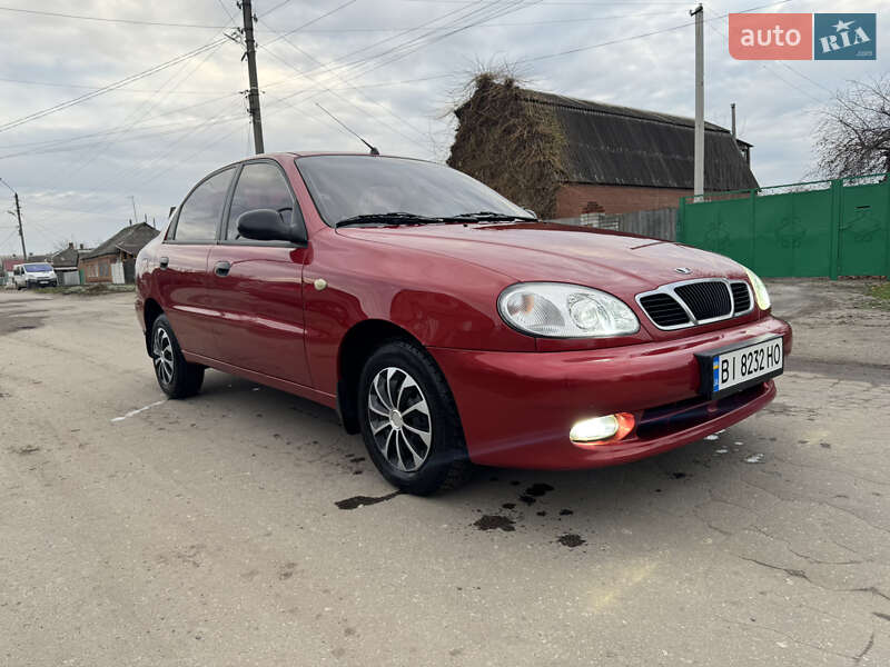 Седан Daewoo Lanos 2008 в Краснограде