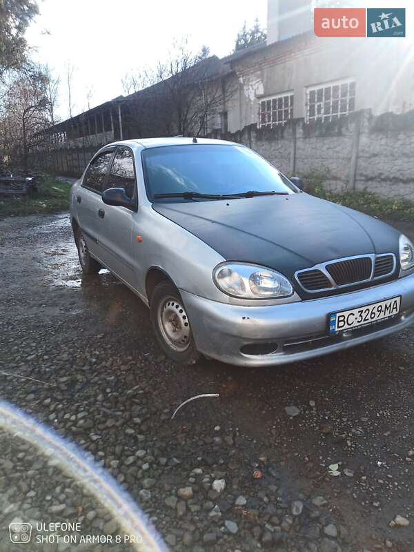 Хетчбек Daewoo Lanos 2004 в Стрию