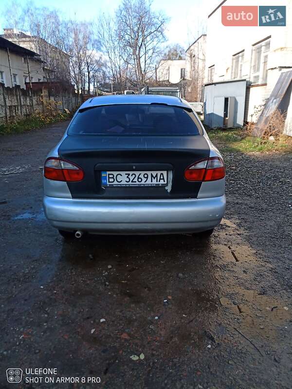 Хетчбек Daewoo Lanos 2004 в Стрию
