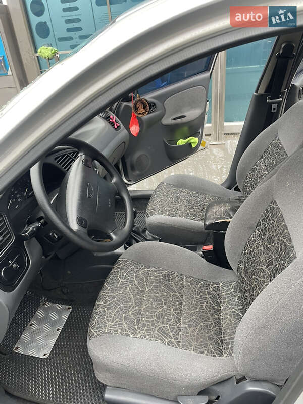 Седан Daewoo Lanos 2008 в Киеве