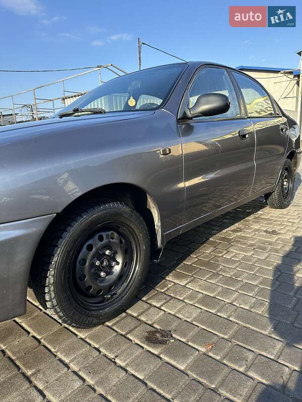 Седан Daewoo Lanos 2006 в Нікополі