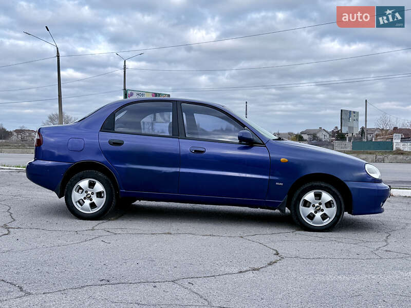 Седан Daewoo Lanos 1999 в Кам'янському