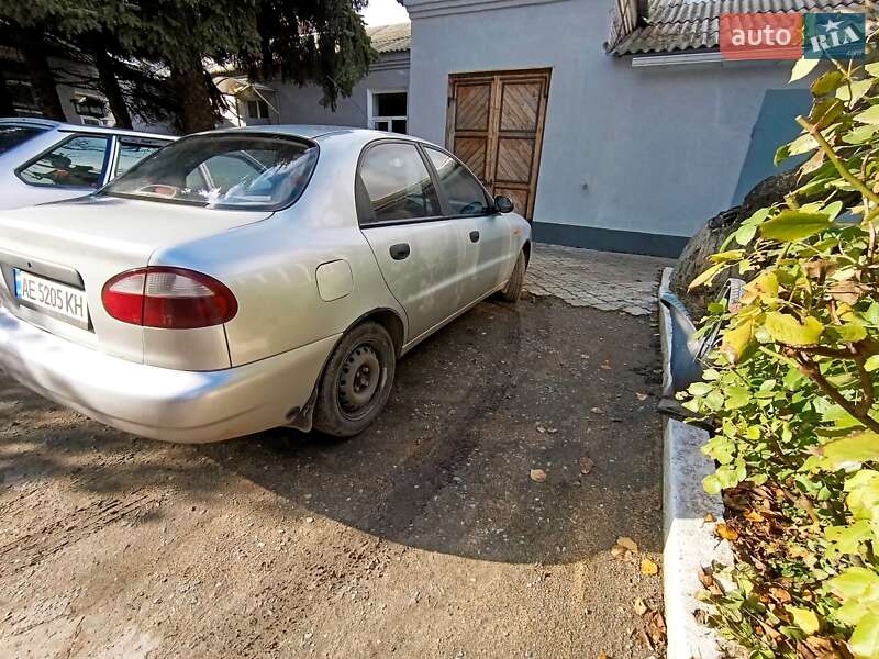 Седан Daewoo Lanos 2006 в Синельниковому