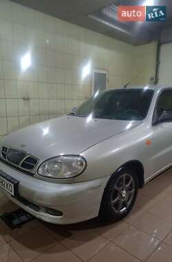 Седан Daewoo Lanos 2003 в Макарові