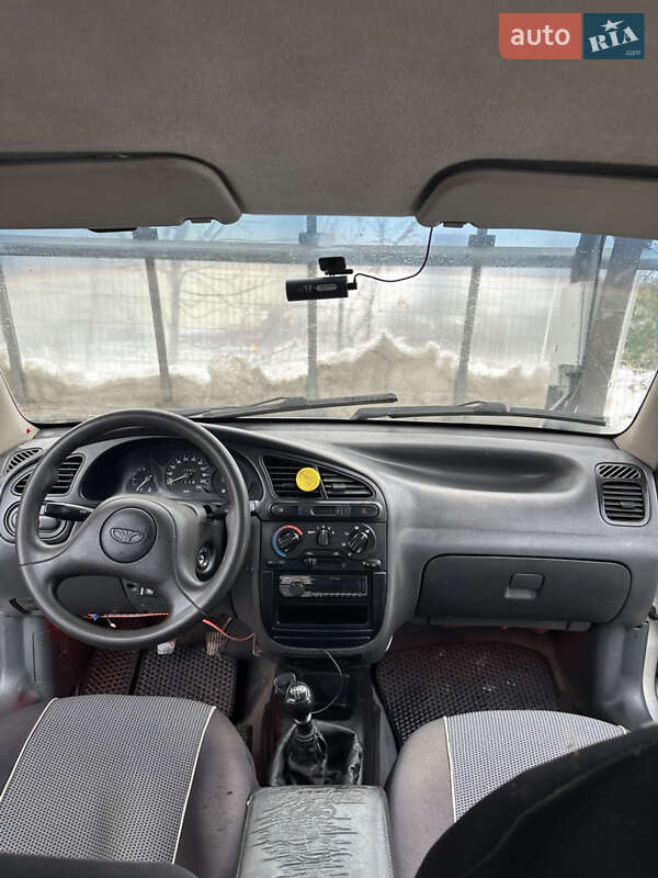 Седан Daewoo Lanos 2005 в Львове