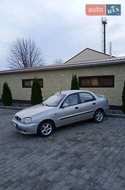Седан Daewoo Lanos 2003 в Южном