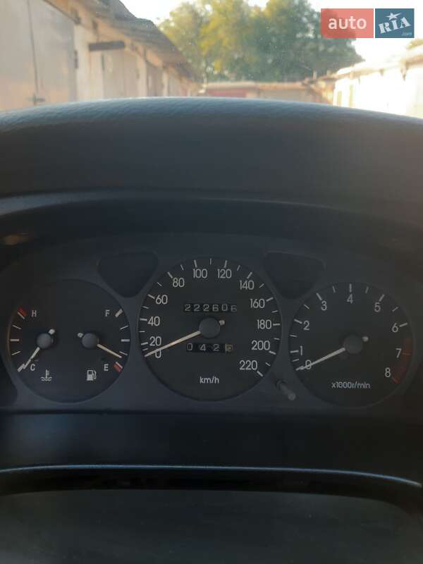 Седан Daewoo Lanos 2004 в Днепре