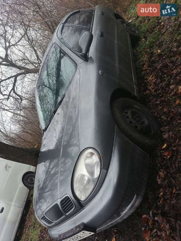 Седан Daewoo Lanos 2002 в Днепре
