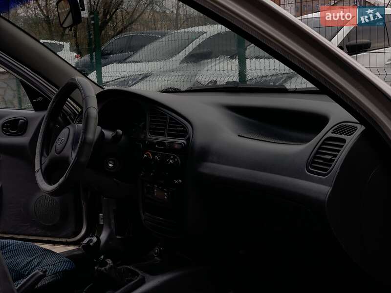 Седан Daewoo Lanos 1998 в Бердичеве