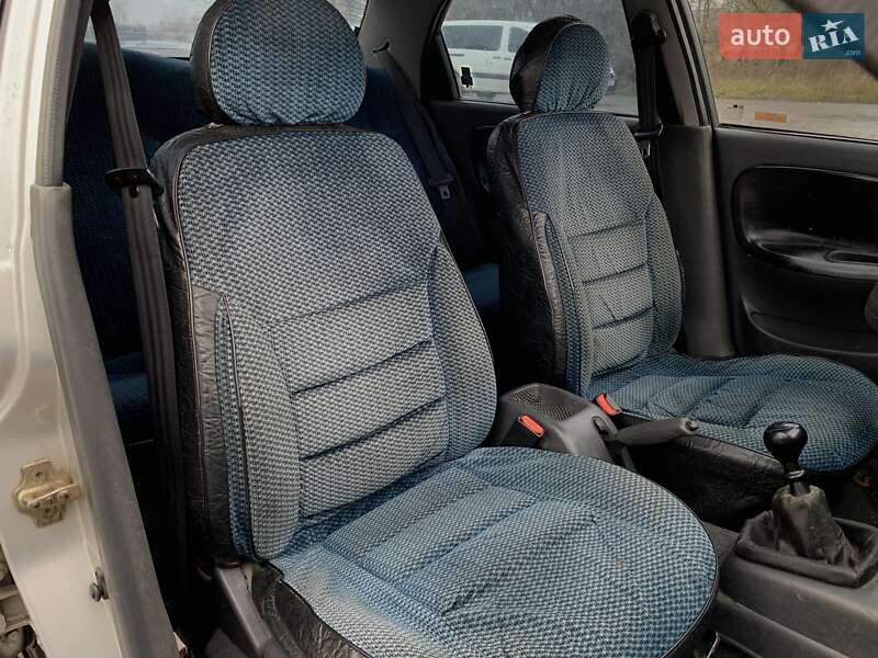 Седан Daewoo Lanos 1998 в Бердичеве