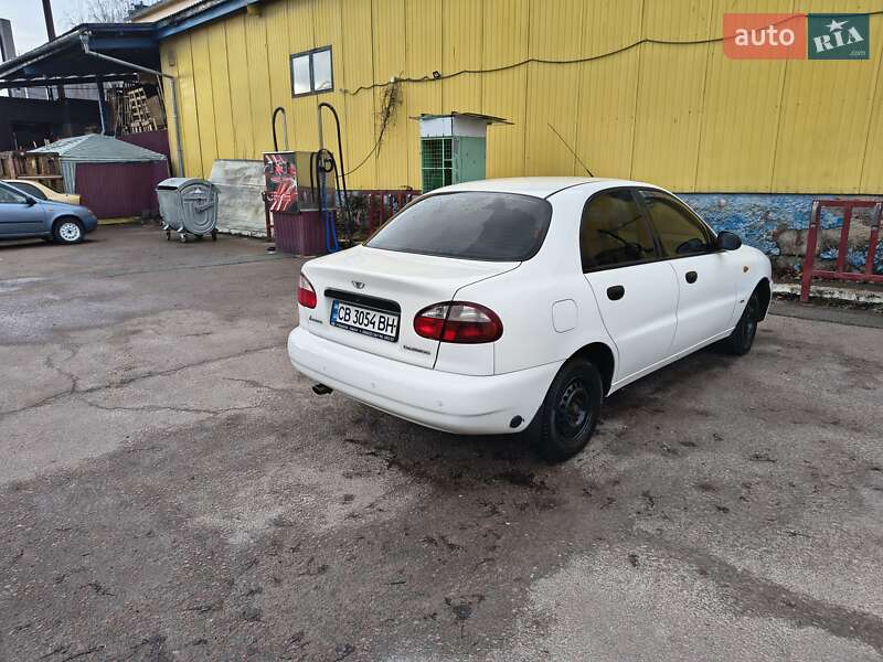 Седан Daewoo Lanos 2004 в Чернигове