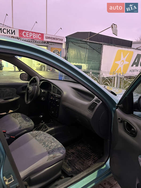 Седан Daewoo Lanos 1998 в Харькове