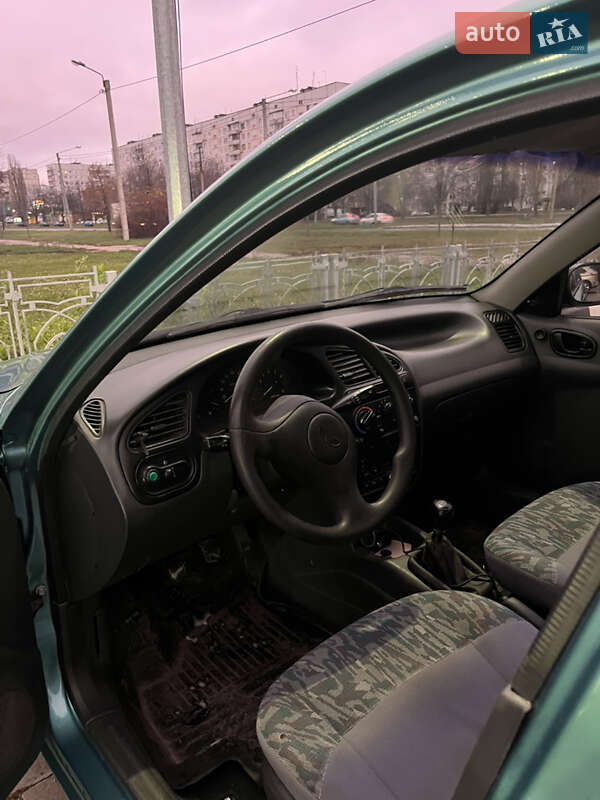 Седан Daewoo Lanos 1998 в Харькове