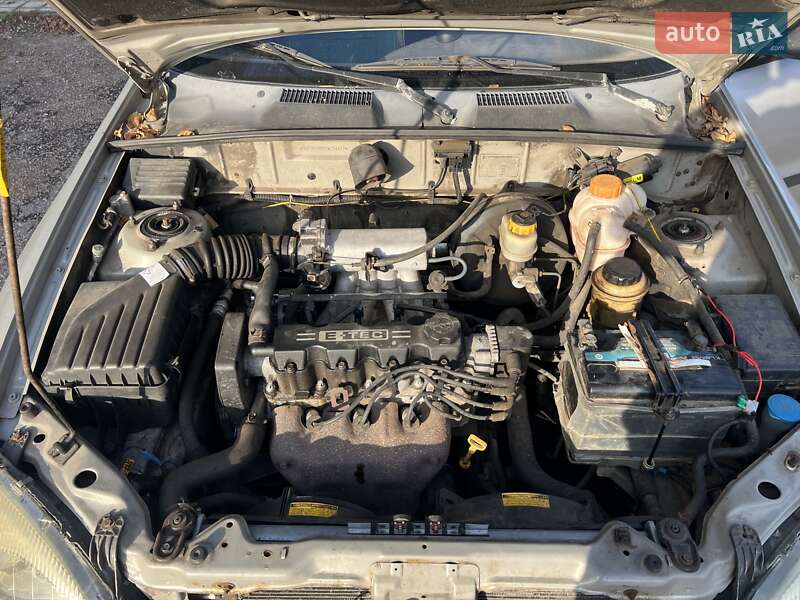 Седан Daewoo Lanos 2005 в Харькове