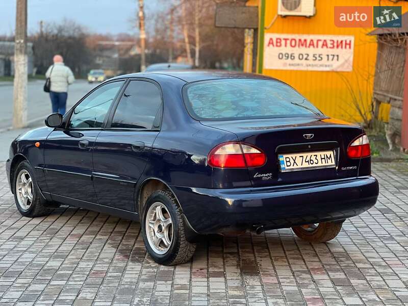 Седан Daewoo Lanos 2004 в Полонном