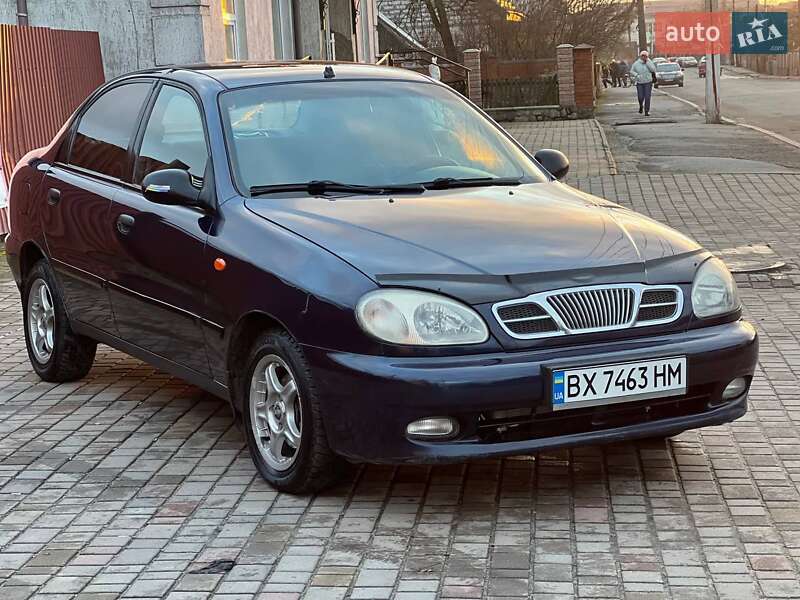Седан Daewoo Lanos 2004 в Полонном