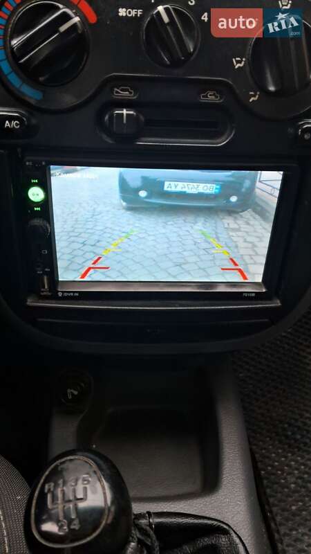 Седан Daewoo Lanos 2003 в Чорткові