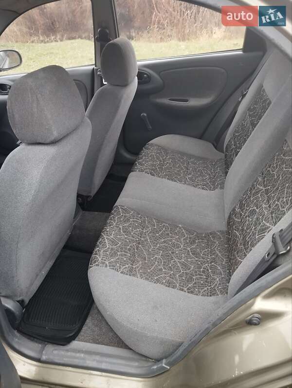 Седан Daewoo Lanos 2005 в Киеве фото 12 Седан Daewoo Lanos 2005 в Киеве