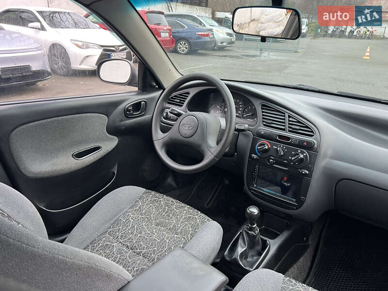 Седан Daewoo Lanos 2008 в Киеве