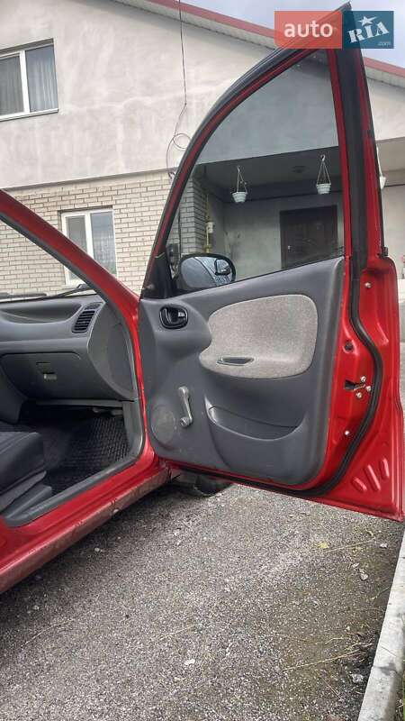 Седан Daewoo Lanos 2008 в Калиновке