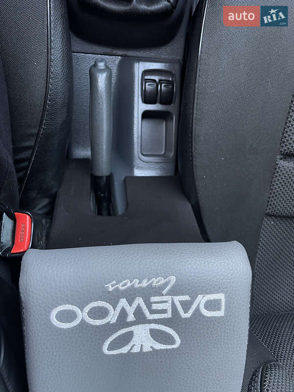 Седан Daewoo Lanos 2006 в Києві