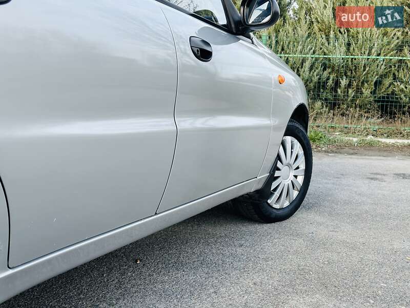 Седан Daewoo Lanos 2006 в Новомосковську