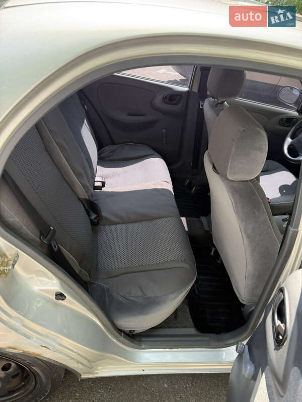 Седан Daewoo Lanos 2007 в Чернігові