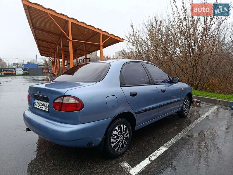 Седан Daewoo Lanos 2008 в Харкові