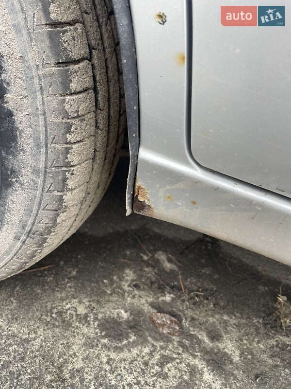 Седан Daewoo Lanos 2006 в Львові