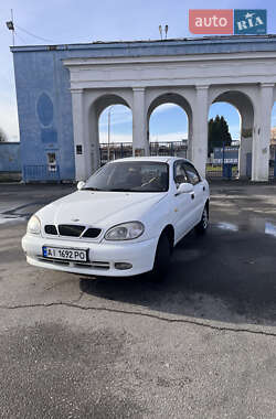 Седан Daewoo Lanos 1998 в Ужгороде