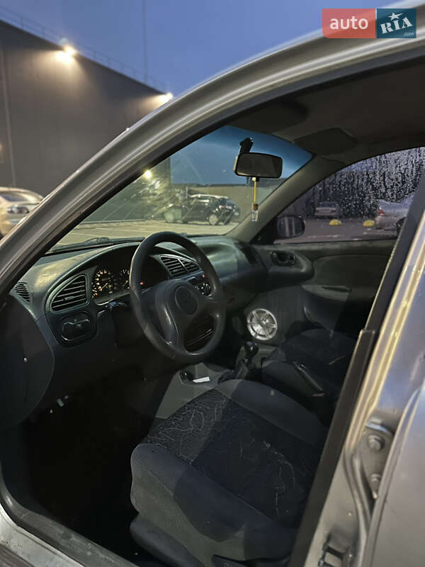 Седан Daewoo Lanos 2008 в Киеве