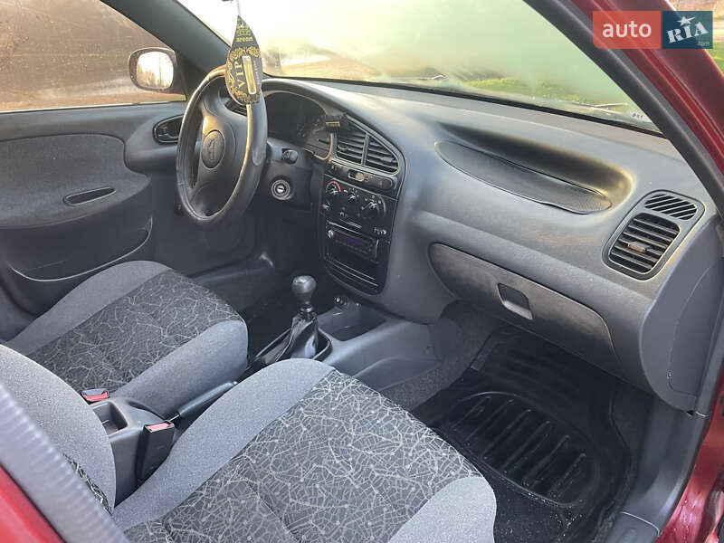 Седан Daewoo Lanos 2006 в Днепре