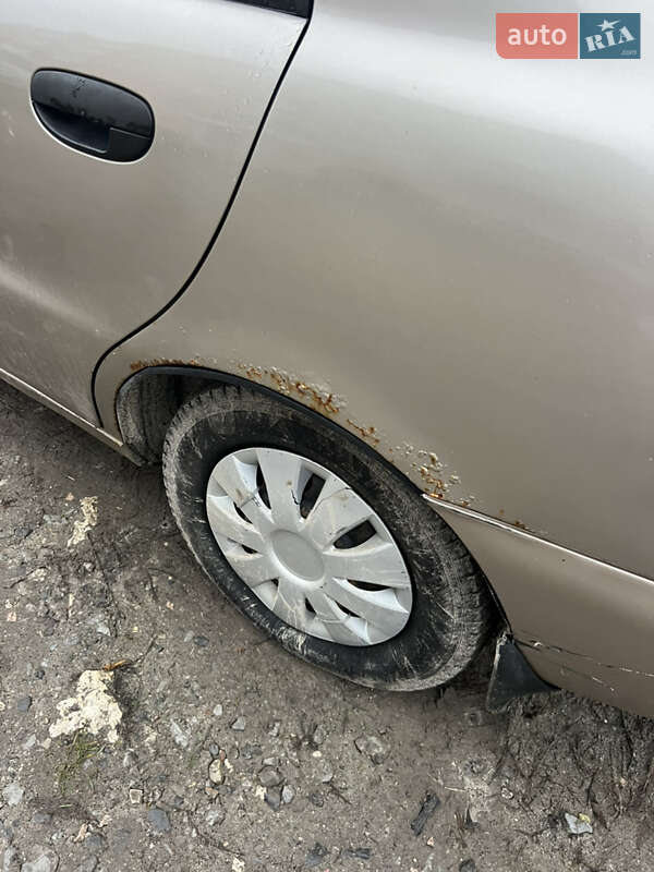 Седан Daewoo Lanos 2008 в Збараже