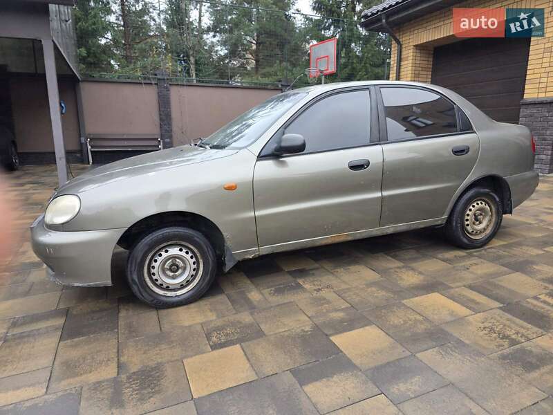 Седан Daewoo Lanos 2002 в Броварах