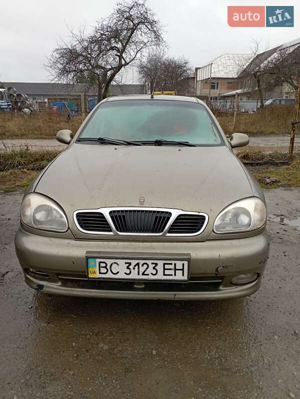 Седан Daewoo Lanos 2003 в Надворной
