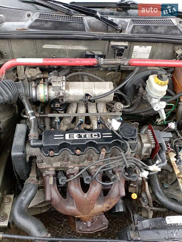 Седан Daewoo Lanos 2003 в Надворной