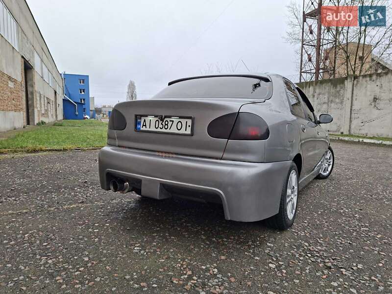 Седан Daewoo Lanos 2008 в Обухове